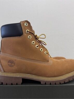 Timberland Premium 6in Wheat Nubuck Men’s Size 9